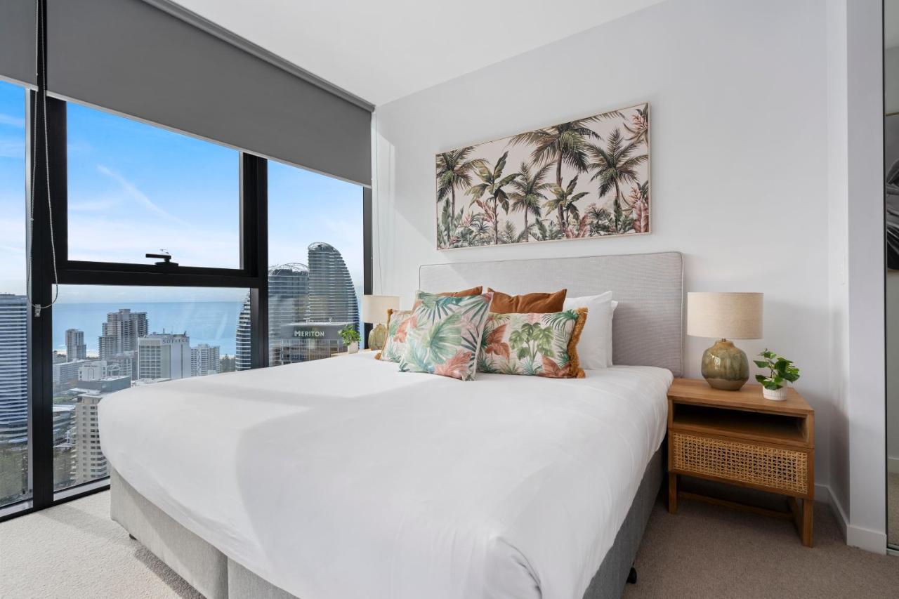 Broadbeach Casino Private Apartments - Gclr Gold Coast Exterior photo